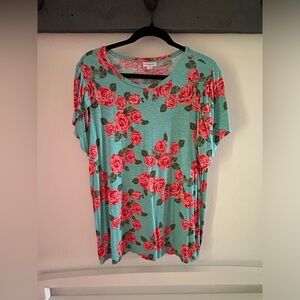 LulaRoe Olive Top - Size Large